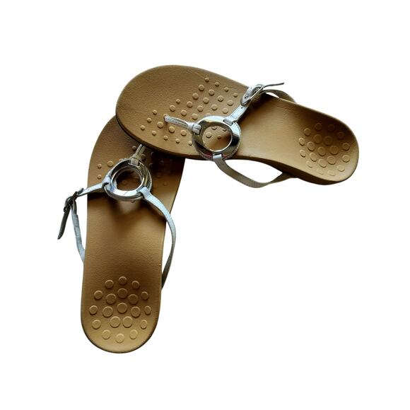 Vionic Women's White Karina Flip Flop Thong Sandals Ring Ankle Buckle Size 11 - Picture 3 of 9